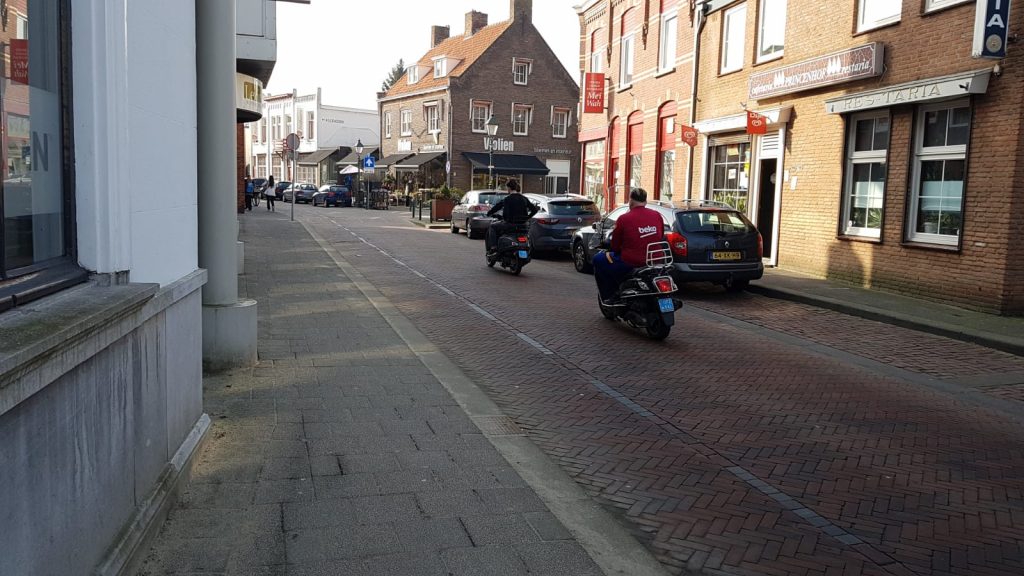 Snorfietsen in Breda