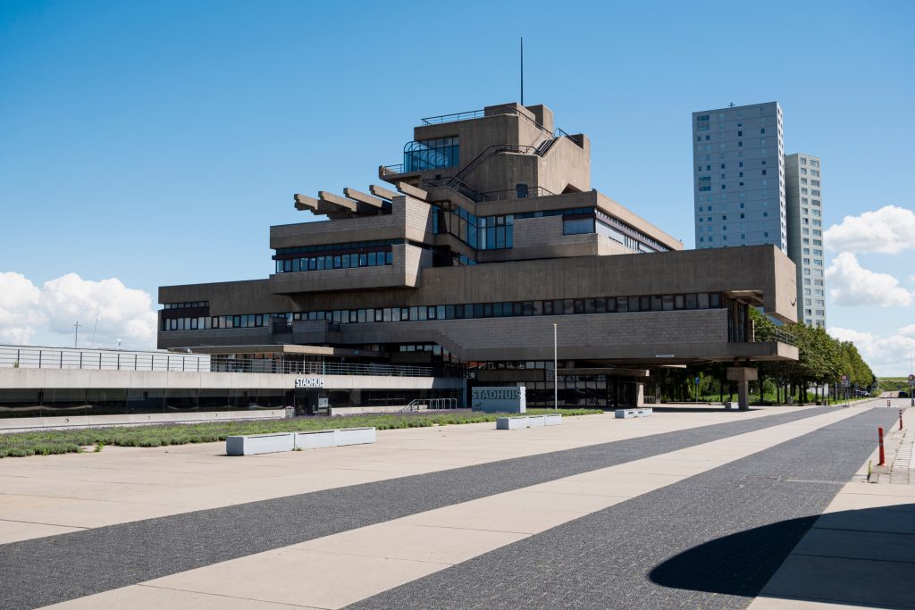 Foto van het stadhuis van Terneuzen