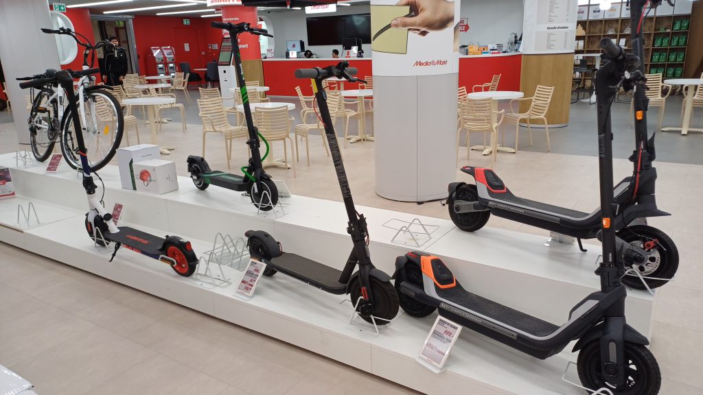 Foto: e-steps bij de MediaMarkt