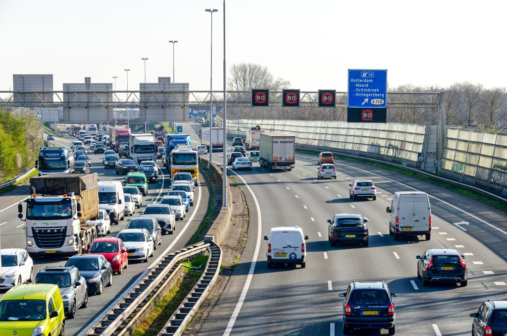 File op Rotterdamse snelweg